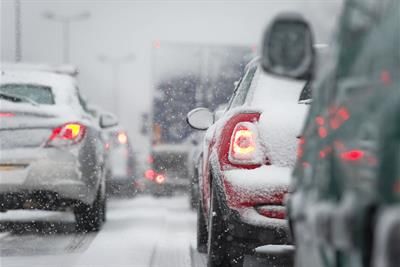 cityofsalem's tweet photo. "Winter is coming." Literally. Make sure to bookmark this page on emergency prep resources. https://t.co/LPpEzXpRzI  #PlanAhead #SalemOR https://t.co/KSmx6SsiCL