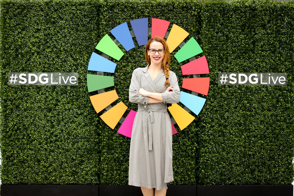 EglantinaZingg's tweet photo. Premio anual por Impacto en Social Media e #IgualdaddeGénero otorgado a @MadonnaBadger #MFSI2017
Entra en https://t.co/n1gnvyCLts https://t.co/jOHuywdUeP