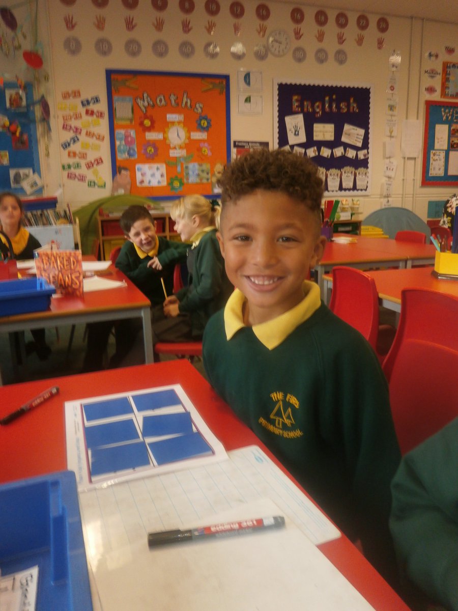 firsprimarysale's tweet photo. #Year2 A wonderful guided reading session for Year 2! #independentactivity #bingo #teamwork https://t.co/Mbinm6Y3wl