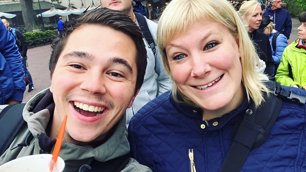 _Eftelingen's tweet photo. Binnenkort nieuwe vlog online met Armanda!! @efteling #efteling #eftelingen #vlog https://t.co/eZTjvHLfan