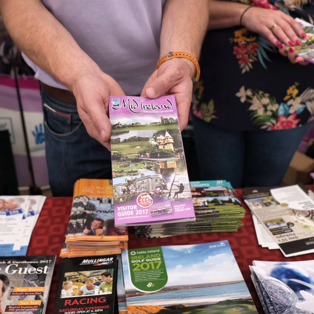 Be in with a chance to WIN a 1 night getaway <a href="/MidIreland/">Mid Ireland Tourism</a>  #offalyirelandshiddengem pavilion at #ploughing17