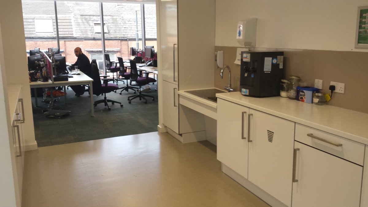 2nd Floor SC area Kitchen, spotless! How long for anyone! #drivesmemad. <a href="/FirstForFCHO/">First Choice Homes Oldham</a>