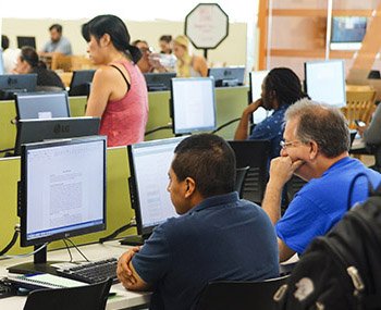 LibSACToolbox's tweet image. Did you know that the libraries are also the main Student Computer Help desk? libguides.madisoncollege.edu/technology/lau…