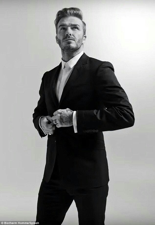 ImforStyle's tweet photo. First learn the rules...then break them. #Style is a game... play on!!!
#DavidBeckham #menstyle #imforstyle 
more on https://t.co/vspKQxPNaY https://t.co/CK7sTXP2SC