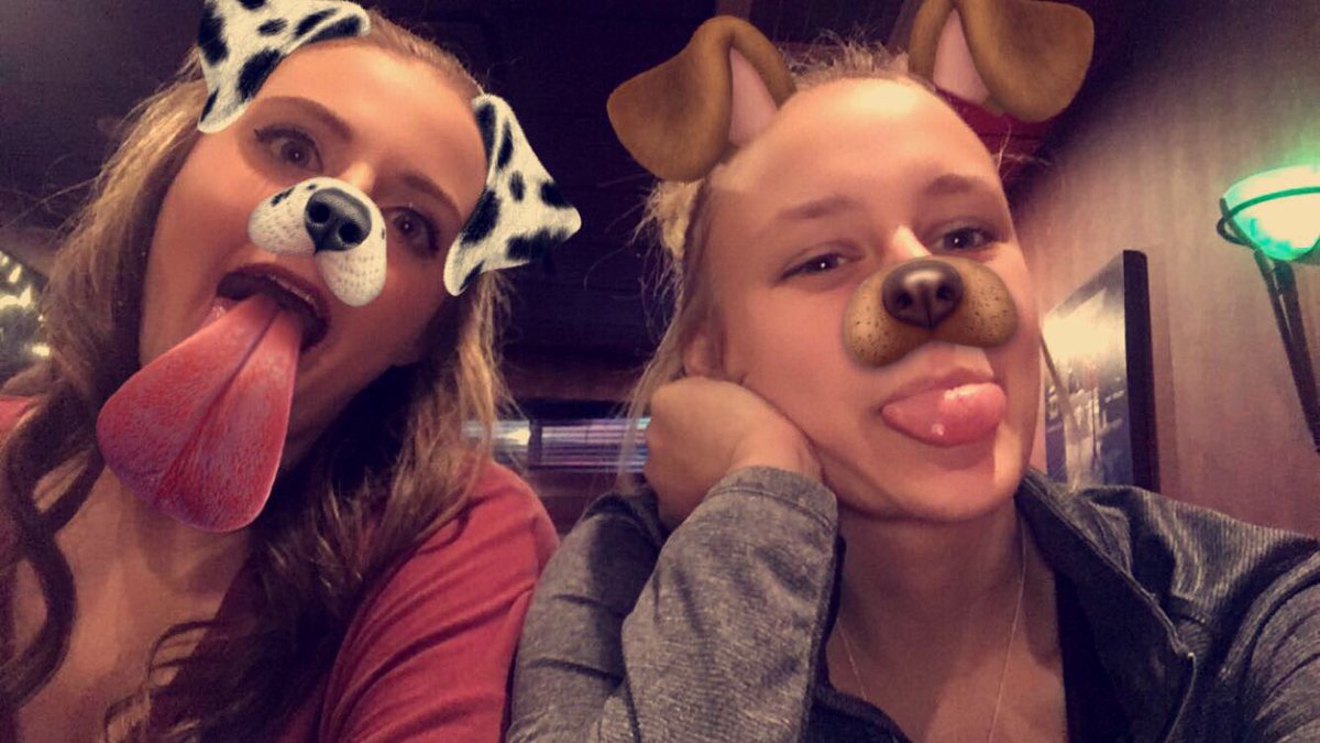 ashelllly's tweet photo. HAPPY HAPPY HAPPY BIRTHDAY TO MY BESTEST FRIEND EVER. I MISS AND LOVE YOU SOSO MUCH. FUCK SHIT UP AT A&M THIS WEEKEND ❤️😍 #19af https://t.co/SfpEzC7ZGX