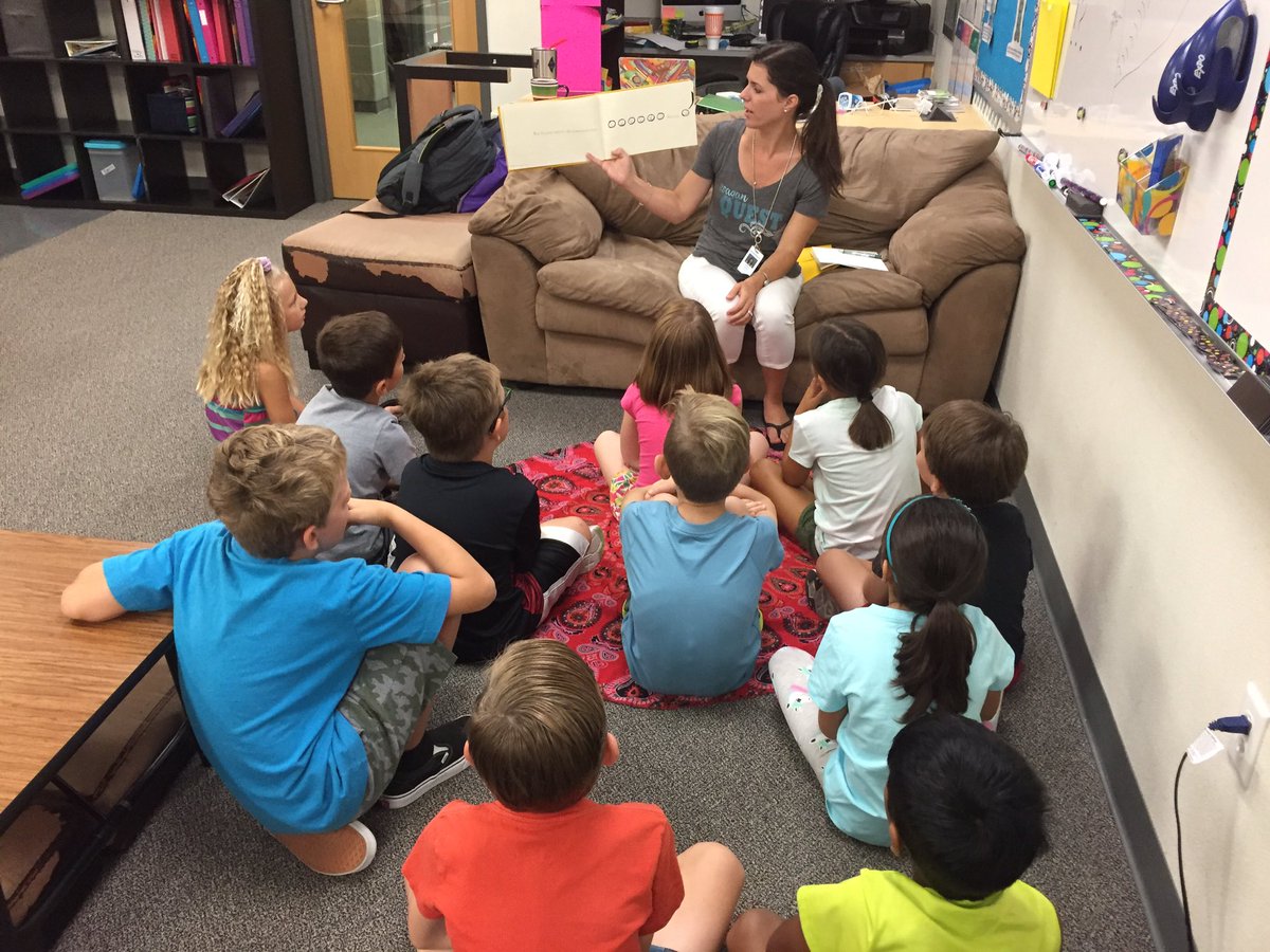 ReaganQUESTlisd's tweet photo. Starting #ReaganQUEST classes today with the book, "!" #reaganrays #1LISD https://t.co/WfBxmMZICK