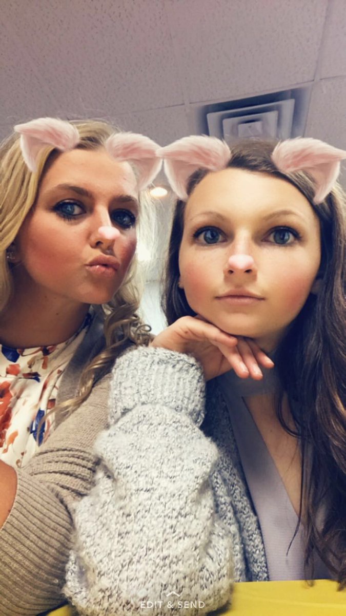 mlothspeich's tweet photo. Happy birthday car!! I hope ya have a wonderful day, I love and miss ya very much💛💖 https://t.co/QO5ooEJo73