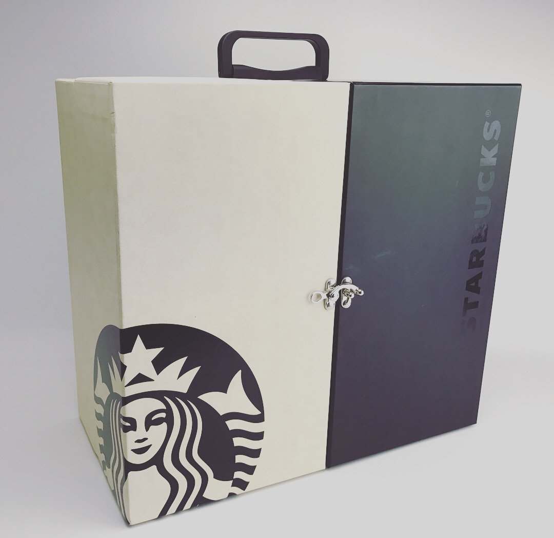 SunpackDotCom's tweet photo. Sales and marketing kits that sell themselves! #marketingkit #marketing #saleskit #advertising #turnededgeboxes #starbuckscoffee #Packaging https://t.co/qmBV8qe0jq