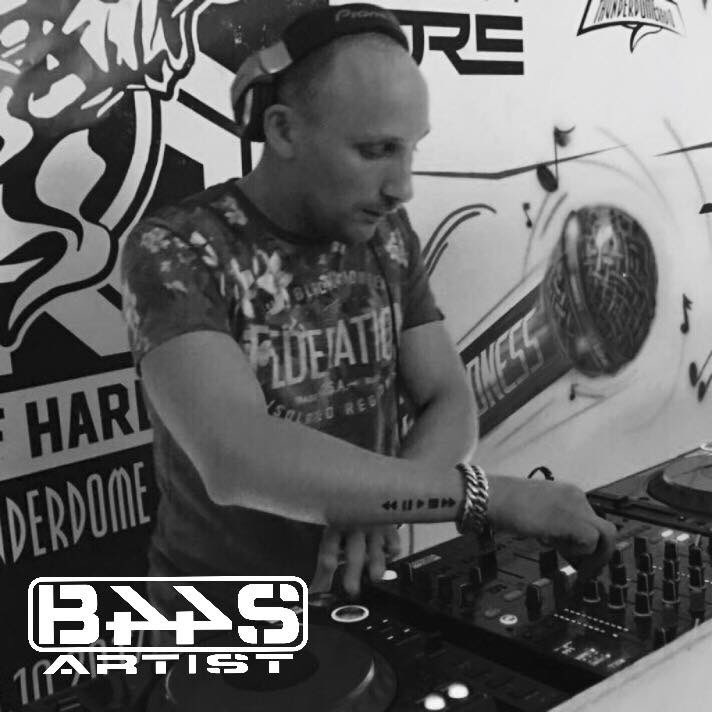 BAASbookings's tweet image. DJ Speedmouse! Genre: Early hardcore hardcore millenium and more! 🙌🏻
Bookings@b44sbookings.com#b44sbookings #speedmouse