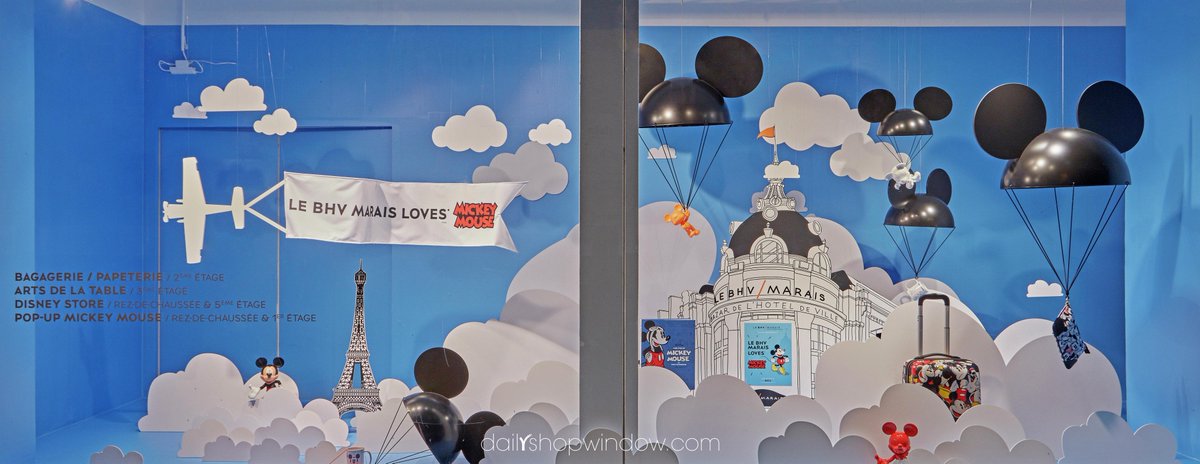 #WINDOWOFTHEDAY #WOTD #DAILYSHOPWINDOW #INSPIREYOURWINDOW <a href="/leBHVmarais/">LE BHV MARAIS</a>  September 2017 New-York