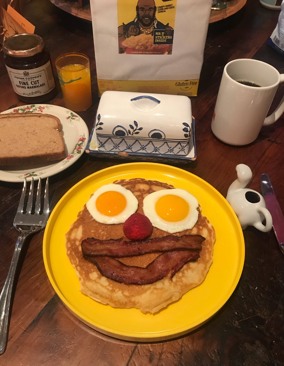 jimmyfallon's tweet image. Best. Birthday. Ever. Best. Wife. Ever. Surprise Pee Wee Breakfast!!