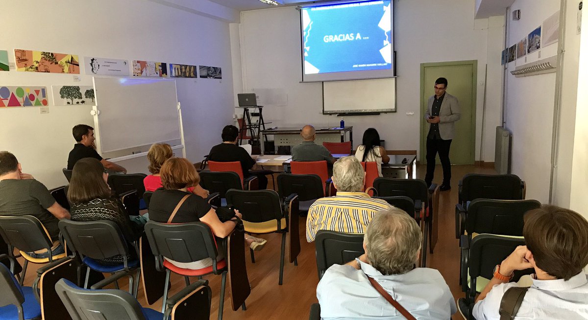 pablogarguez's tweet image. En estos momentos de Director con @_AndresCaro_ en el #PFC de @LordValant sobre #DesarrolloDeAplicacionesWeb Tribunal: @AguaSilva @mbarrenag