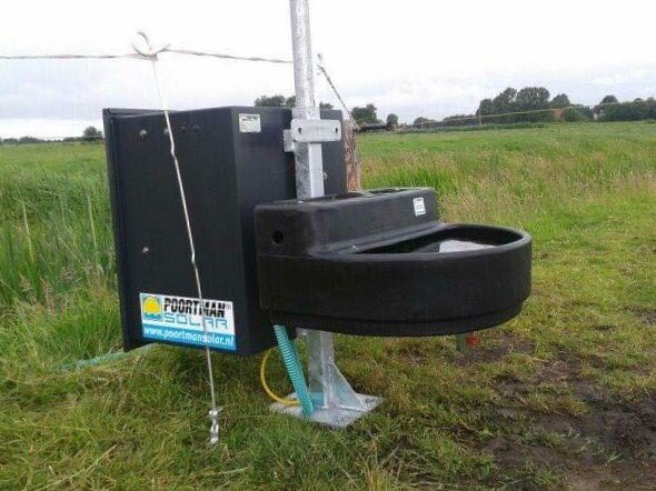 poortmansolar's tweet photo. #PoortmanSolar druk in de weer met een #exportorder van een meerdere #pubkes. https://t.co/2W6SZegdh9