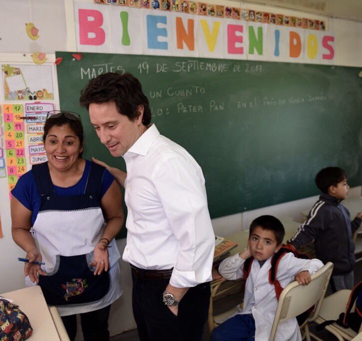 gzinny's tweet photo. #Moreno #BarrioLosHornos #Primaria84 Los chicos en la escuela. Mucho trabajo por hacer. Por ellos. #EscuelaEnElBarrio #Educación https://t.co/L2gAWL1sQF