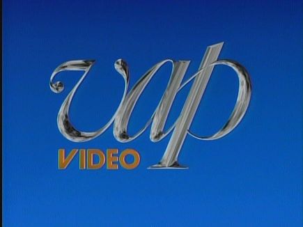VAP版LD-BOX1994年発売の金色のBOX（後にVHSでも発売）。ネガテレシネ仕様。バンダイ版で青に近かったルパンのジャケットの色が緑になった。映像に関しては全ソフトの中で最良の素材だと思う。副音声にMEトラックが収録されていて貴重。巻末特典として復元BGM集も収録。