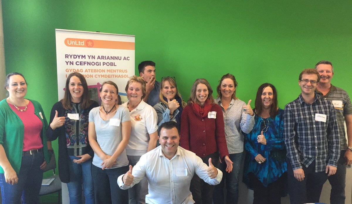 'Know Your Audience' gets the thumbs up from our <a href="/UnLtd/">UnLtd</a> Award Winners in #Cardiff today #Marketing #essentiallearning with <a href="/MerrieMarketing/">Kim O'Rourke</a>