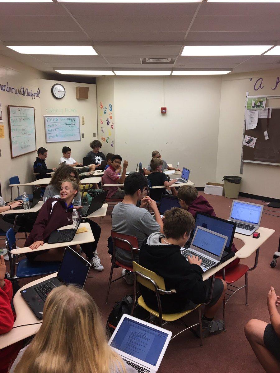 Mr_WilliamsTHS's tweet photo. First virtual field trip of the year!! Palace of Versailles here we come!! #digitallearning #Blendedlearning #nolimitsclassroom https://t.co/wwJqEEMrLT