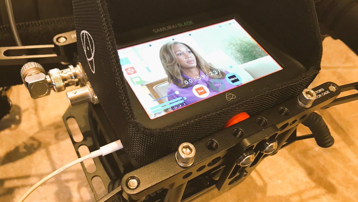 SPI_tv_Media's tweet photo. Laying down a family bio interview with the help of @Atomos_News #SamuraiBlade #ChicagoProduction https://t.co/QwOeNITOBq