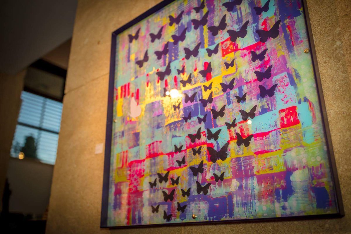 Quelques #photos du #vernissage de l'exposition "Plexiart" au <a href="/closdesroses/">CLOS DES ROSES</a>, avec Nadege d'Assuncao !
#expo #art #artiste #contemporaryart