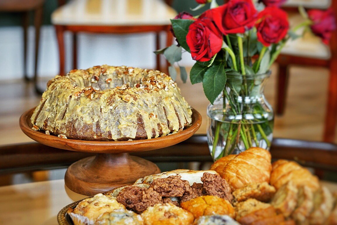 WaldenHallVA's tweet photo. Fall is coming and we are prepared with delicious ginger cream #pumpkin breakfast cake! https://t.co/XisWJtF5qt #travel #virginia https://t.co/1u7VCqtHld