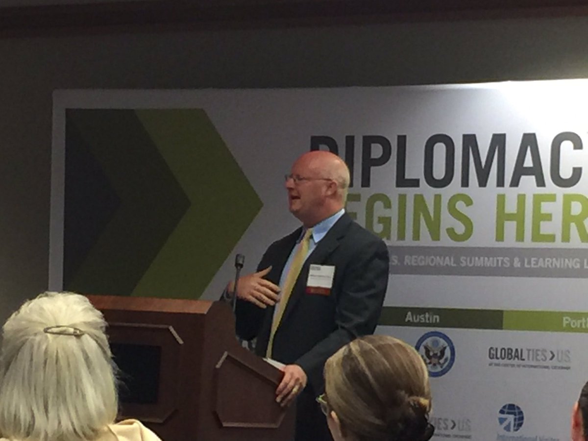 feastingfoodies's tweet photo. Insightful overview of key U.S. foreign policy issues by William Inboden @ClementsCenter #iamdiplomacy #globalaustin https://t.co/5rrBhe86KO