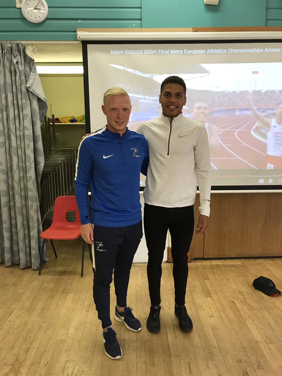 metmultisports's tweet photo. Our Mr Brewin held a Q&amp;A assembly at Stonebow today with double British champ and Team GB 800m runner Elliot Giles, a great experience!! https://t.co/qWjadouo3C