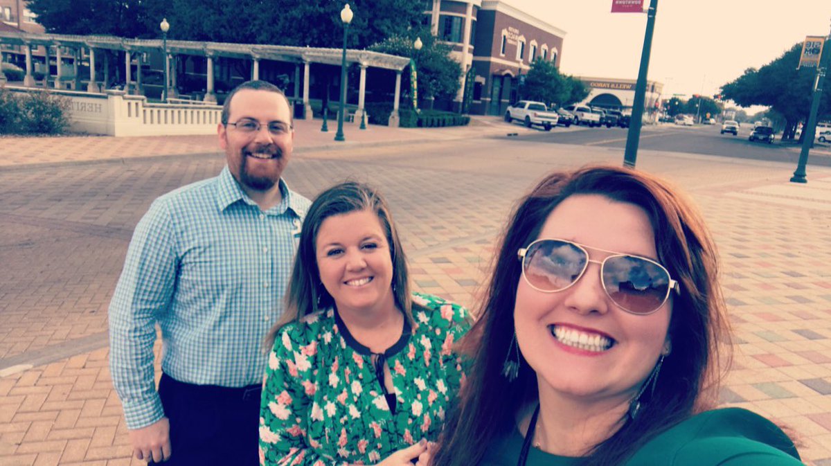 r12digin's tweet photo. We r excited to b in downtown Waco planning exciting stuff 4 this Friday's #r12digin meeting! Have u registered yet? https://t.co/hAwnO30gc8 https://t.co/oFEZ94zpxM