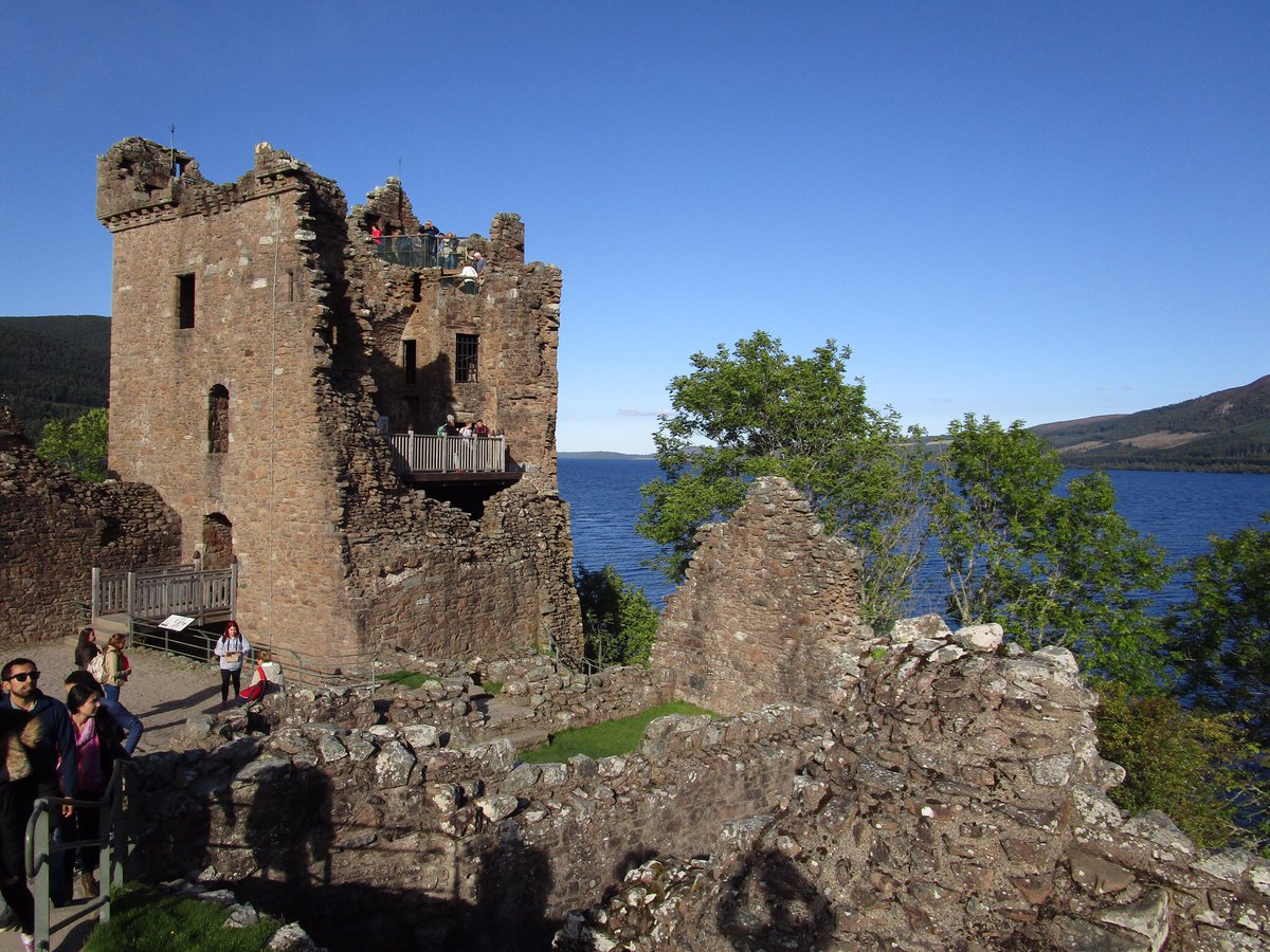 Spent a gorgeous 1st day in Scotland exploring the ruins <a href="/UrquhartCastle/">Urquhart Castle</a> &amp; trying to find Nessie. <a href="/VisitScotland/">VisitScotland</a> #ScotSpirit