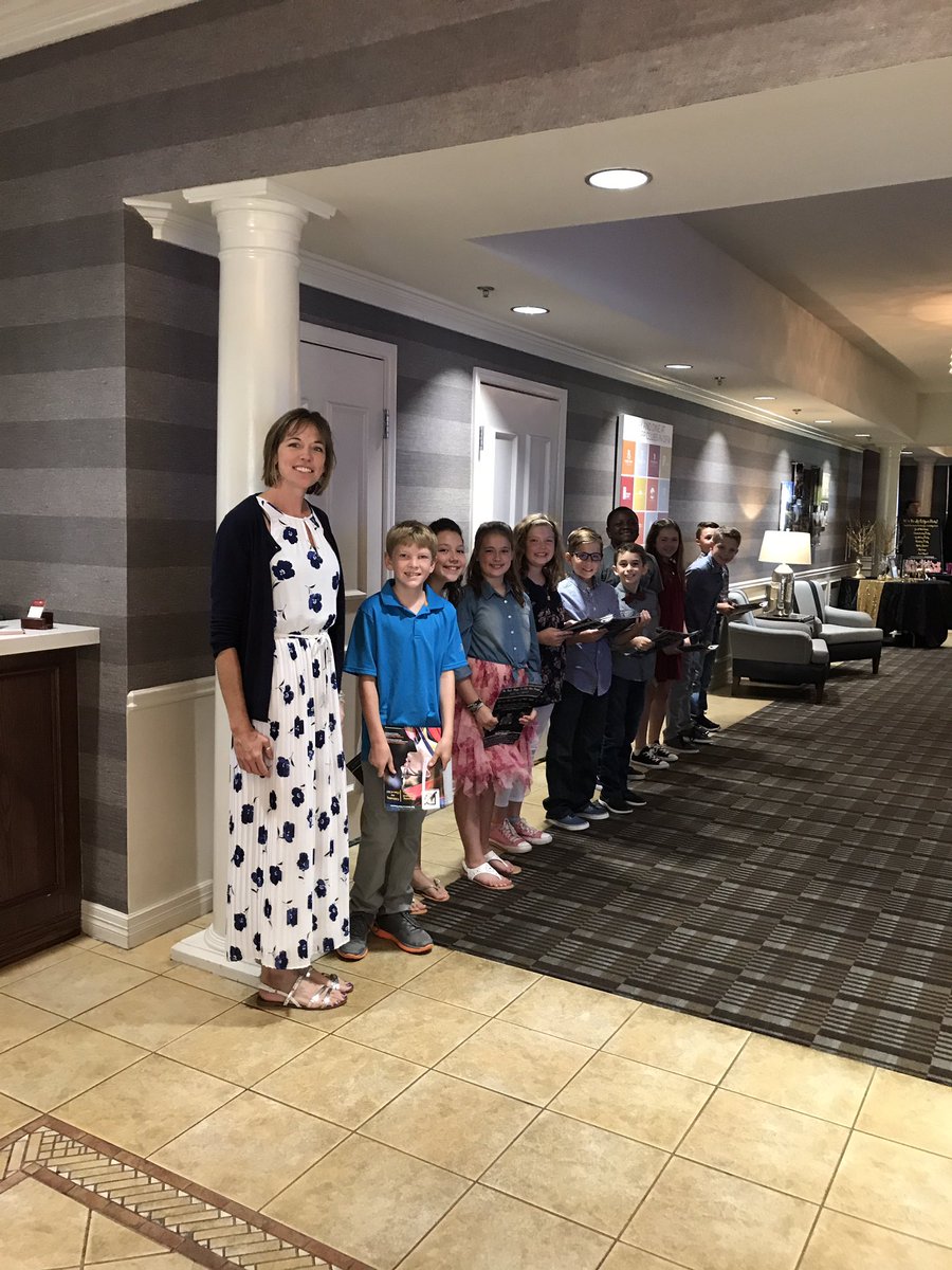 Hawk Elementary tweet media