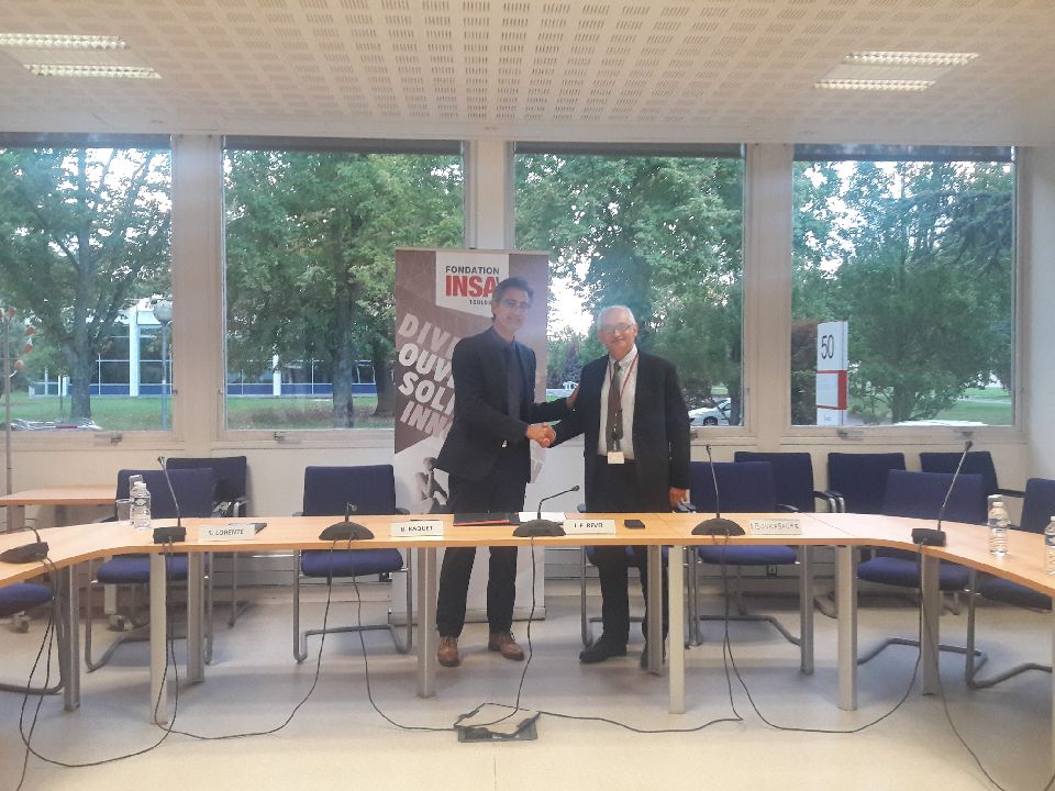 INSAToulouse's tweet photo. Officialisation du partenariat entre la Fondation @INSAToulouse et #SCLE-SFE @ENGIE_IneoFR https://t.co/urXCy8w8uj