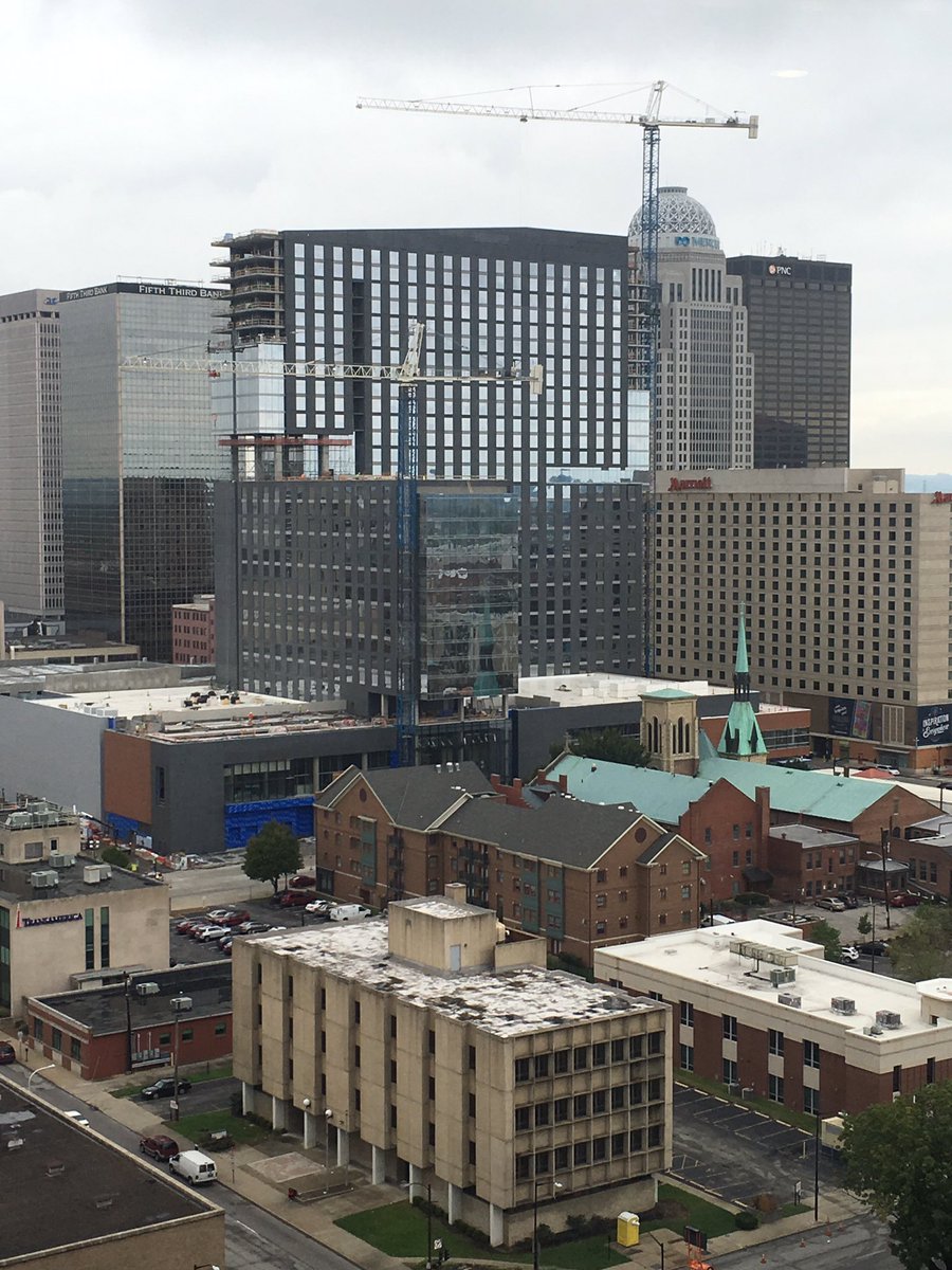 duckdommer's tweet photo. Almost all the windows are in at the @OmniLouisville #buildtheville @OmniHotels @WDRBNews https://t.co/B717hb2IAp