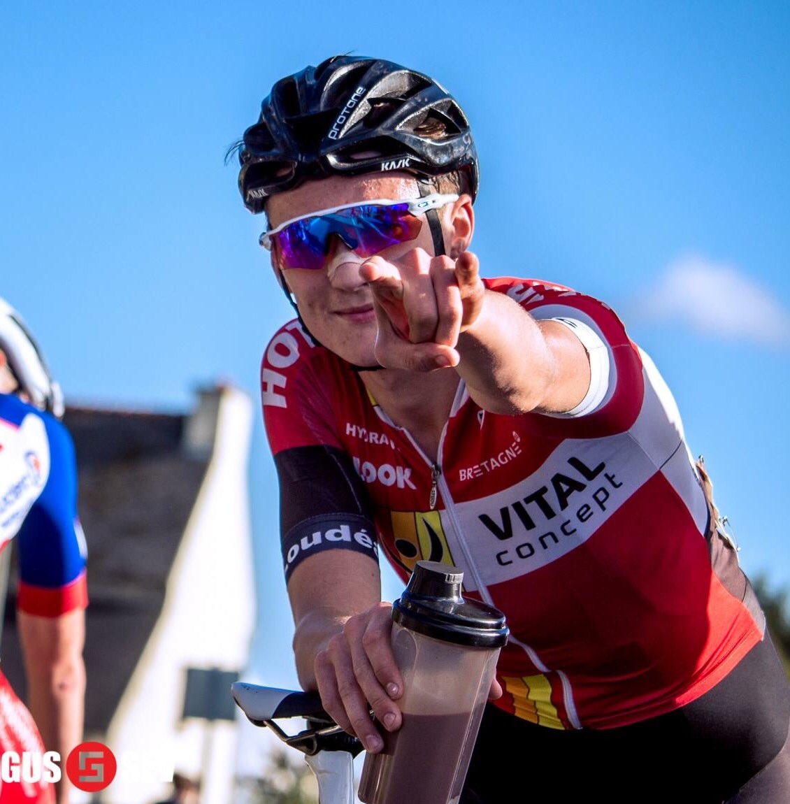 Mon aventure au sein du VCP Loudeac se termine 🔚
Une nouvelle formation pour la saison de route 2018 : 
👉🏻Côtes d'Armor Marie Morin👈🏻