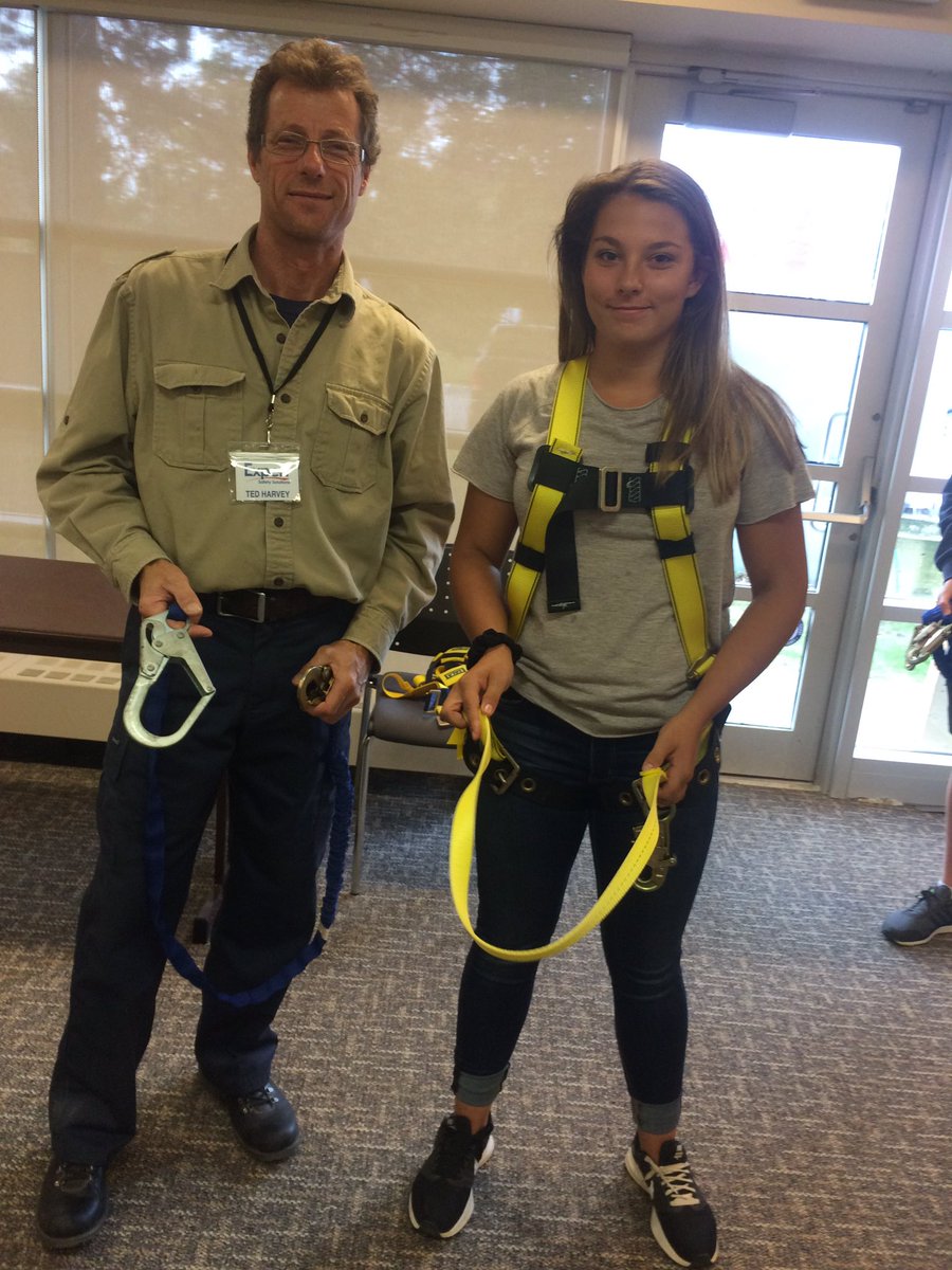 Margaret Murray tweet media