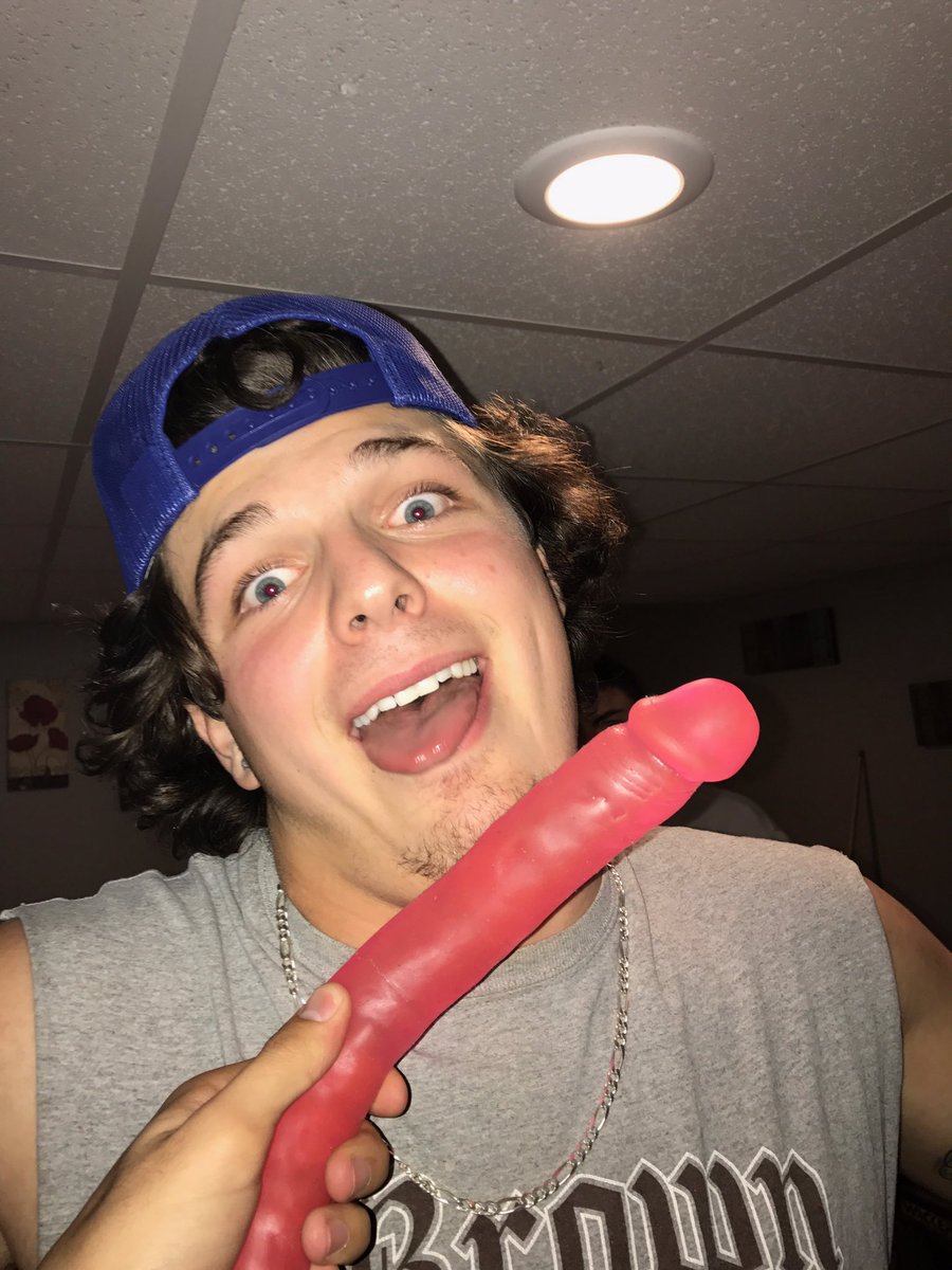 shawnyp10's tweet photo. Happy birthday to my boy BC #19 @BCorreira_23 https://t.co/B8qosWvAYw