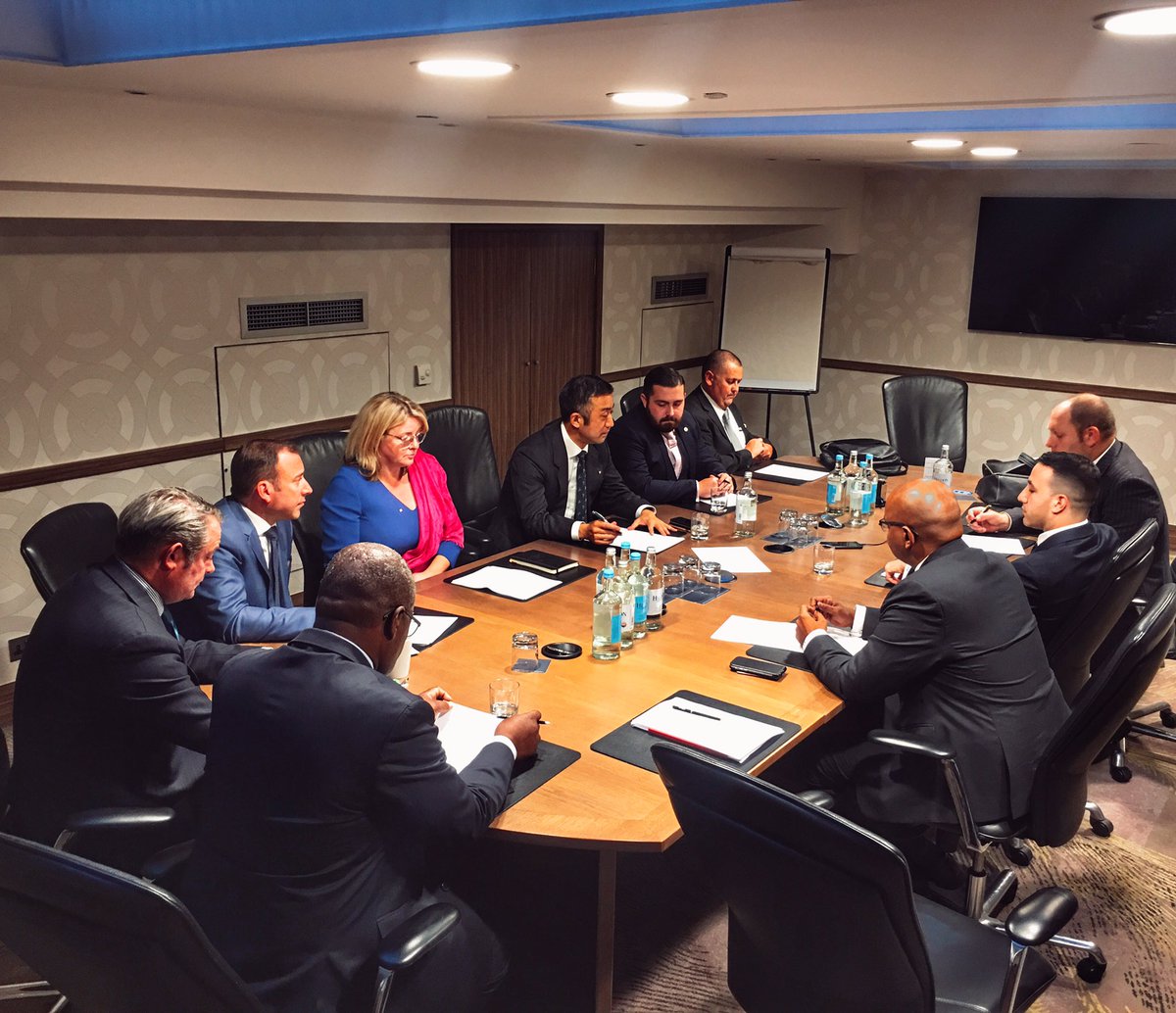 LesClefsdOrGB's tweet photo. @lesclefsdorgb Committee Meeting well underway at the lovely Hilton Kensington. #lesclefsdorgb #thegoldenkeys #yourkeytoeverything https://t.co/drsbHirw19