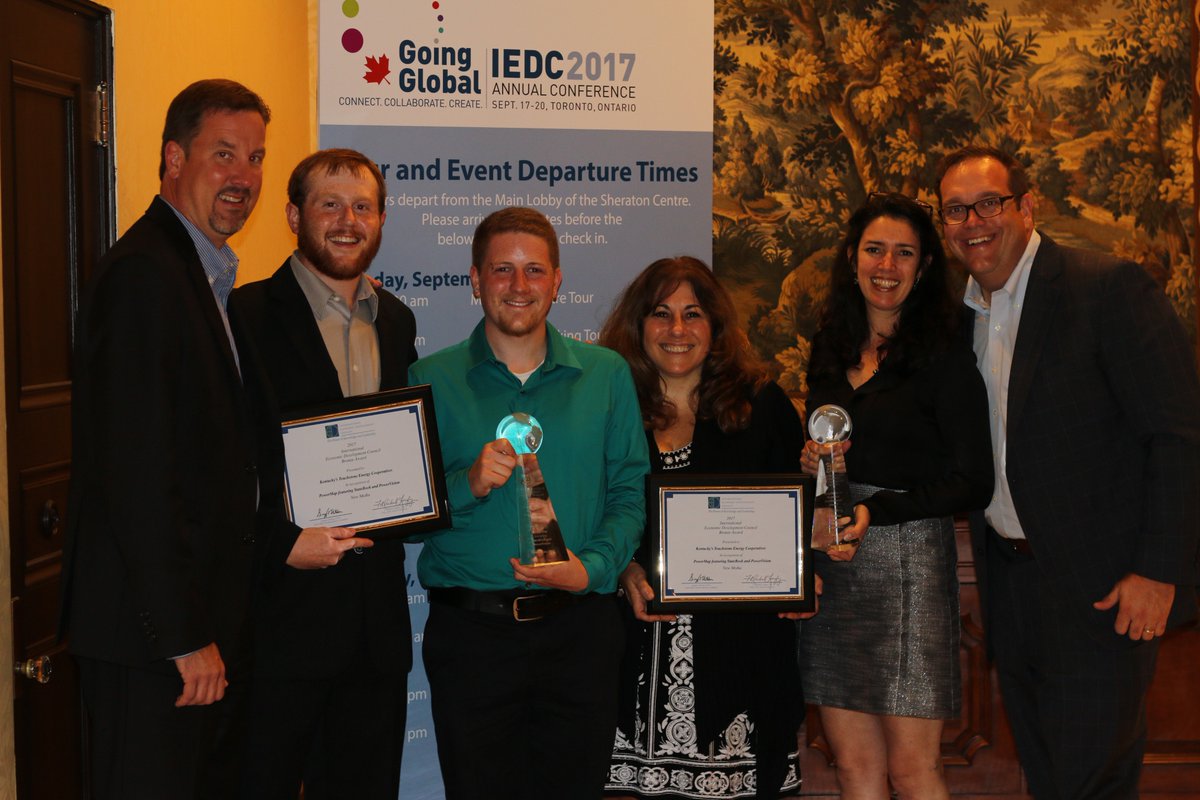 Interapt's tweet image. Congrats to our @PowerMapKY app team &amp;amp; partners @KyTouchstone + @Qk4Inc + @StateBook winners of IEDC 2017 Econ Development Award in Toronto!