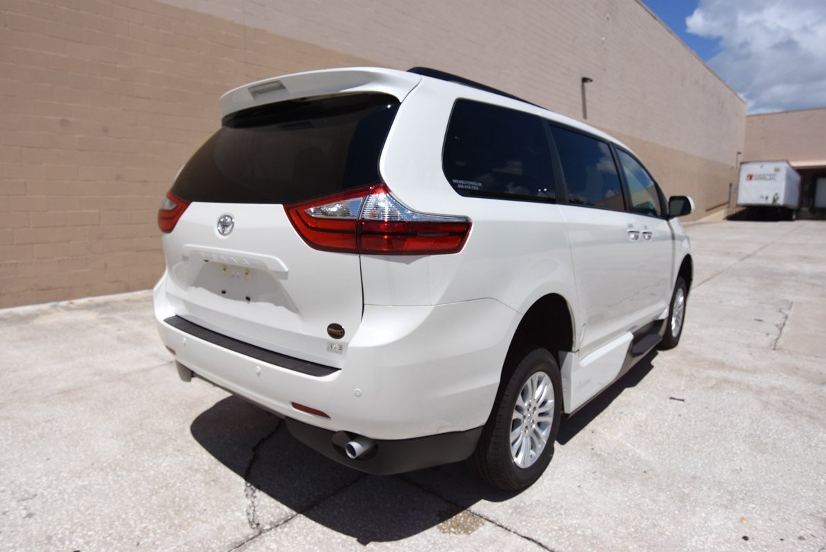2017 Toyota Sienna XLE NAV with a side entry,VMI, power in-floor ramp from <a href="/MOBILITYEXPRESS/">Mobility Express</a> ! #wheelchair #disability #accessible