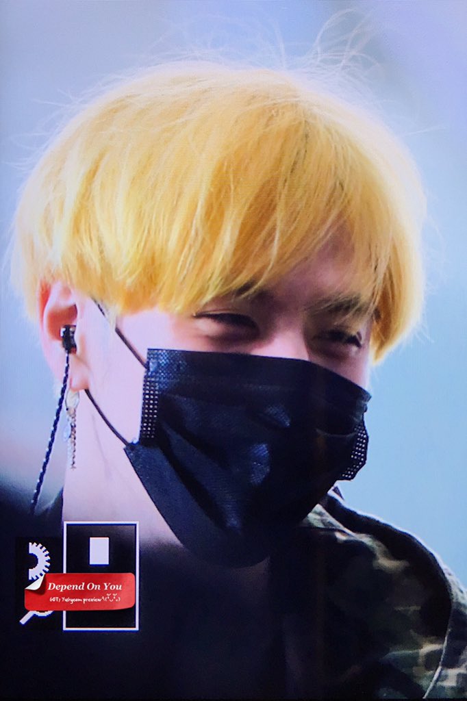 dependonyou1117's tweet photo. 170920 김포출발 #유겸 #YuGyeom #갓세븐 #GOT7 https://t.co/uStYSfNpdJ