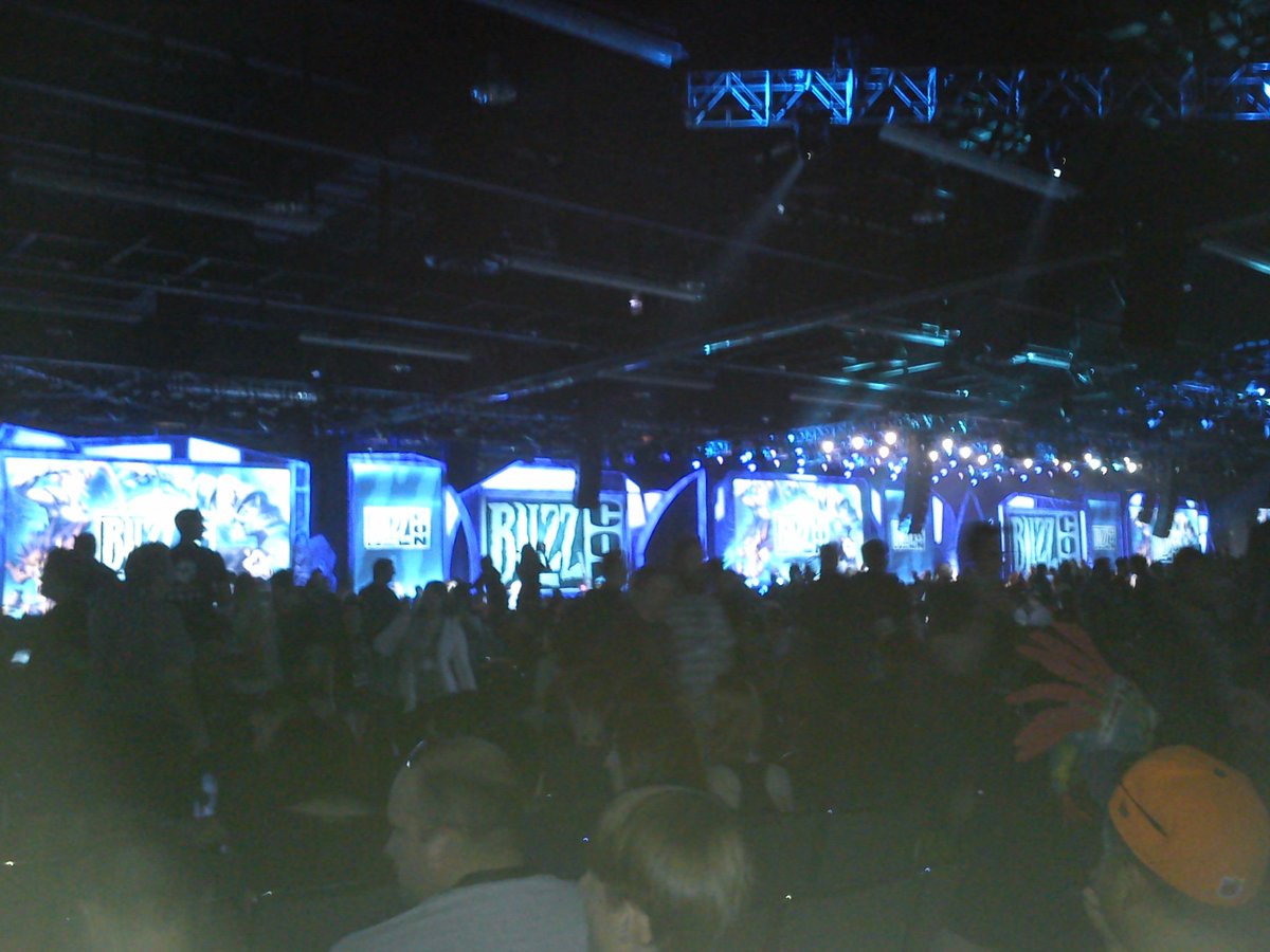 Sillas_Jenkins's tweet image. Remember #Blizzcon2014 ? On y etait avec @Skalcable @Bremdel @JMonquest. Go back soon #Blizzcon2018