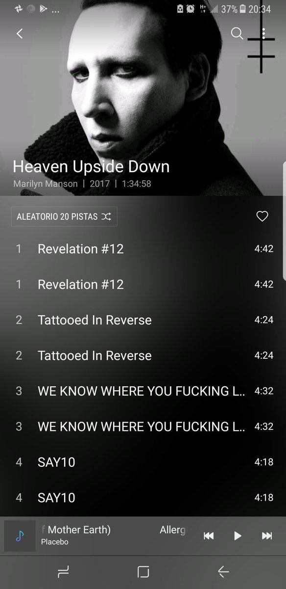 Amo este momento... En el wue escucho un nuevo disco de mi amado Marilyn Manson.