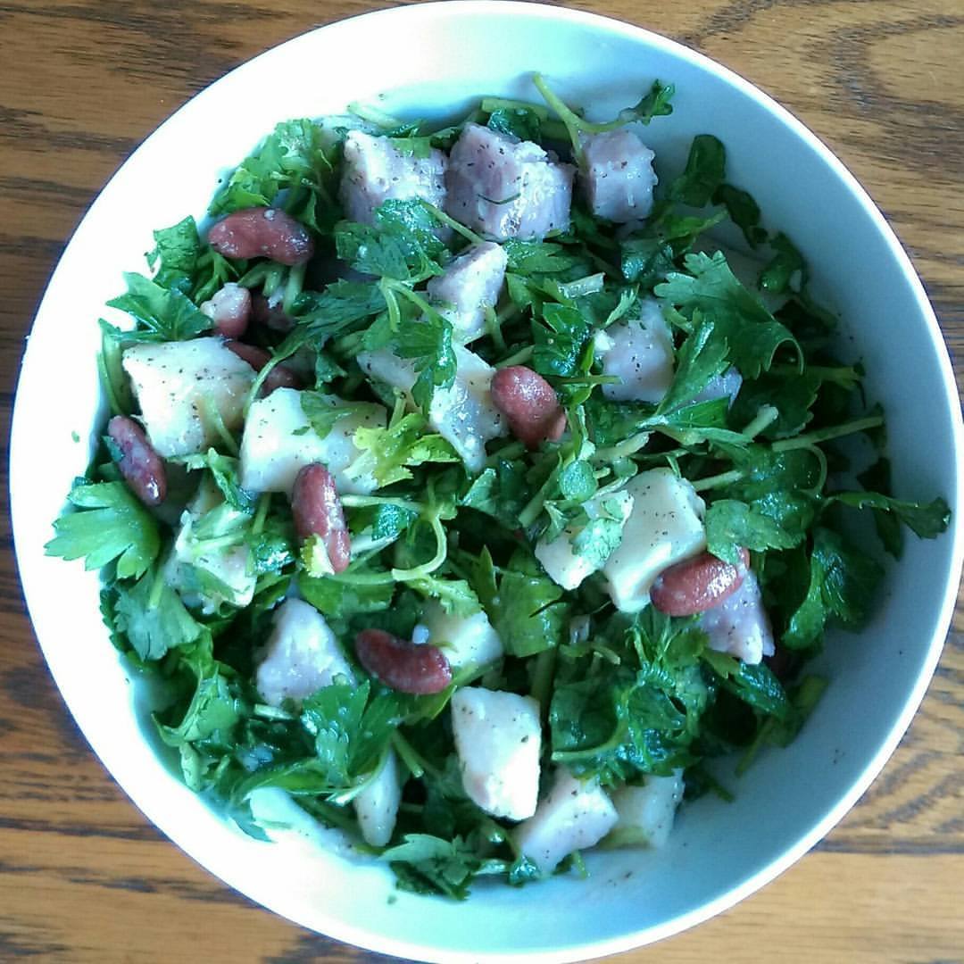 MySproutChange's tweet photo. Hello Twitter! My lunch today!π΄ππ
#SproutChange π±
#MyfirstTweet #MySproutChange #Plantbased #PlantbasedDiet #Vegan #VeganFoodie #VeganEats https://t.co/BKmdmcjCZu
