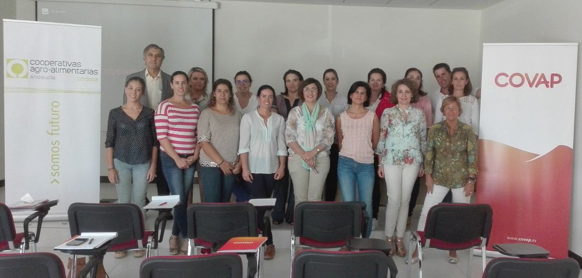 Covap's tweet photo. Continúa Plan formativo #COVAP: Igualdad de Oportunidades y Diversidad de Género con colaboración de @CoopsAgroAND  https://t.co/WcYiQPjtu5 https://t.co/VSxwrEJEAb