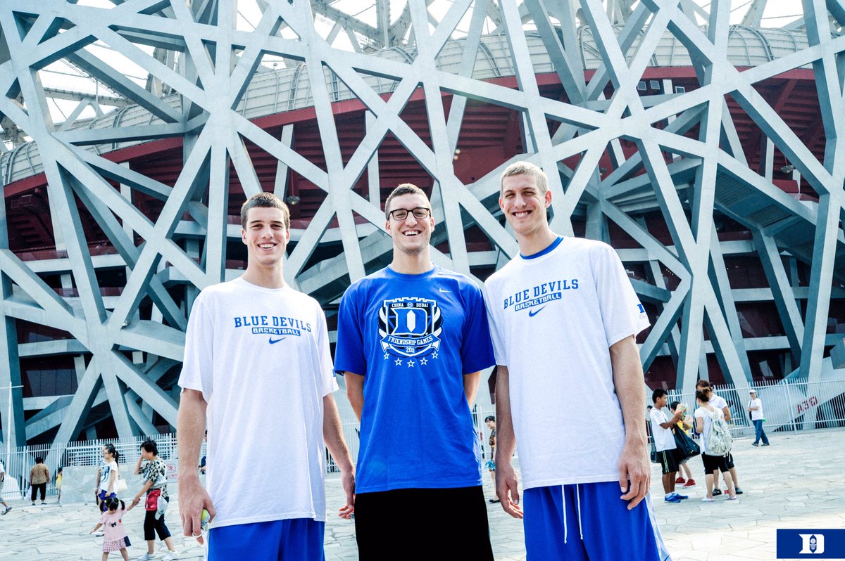 DukeMBB's tweet image. The Plumlee brothers: 
3 national champions. 🏆🏆🏆
3 Duke grads. 📚
$100M+ in NBA contract money. 💰 

#TheBrotherhood #BestofBothWorlds