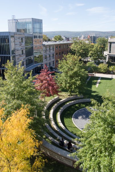 univofscranton's tweet photo. Beautiful foliage, busy campus… fall is the perfect time for a campus visit! To book a visit: https://t.co/60kjFviU6P https://t.co/BQo0dasEFS