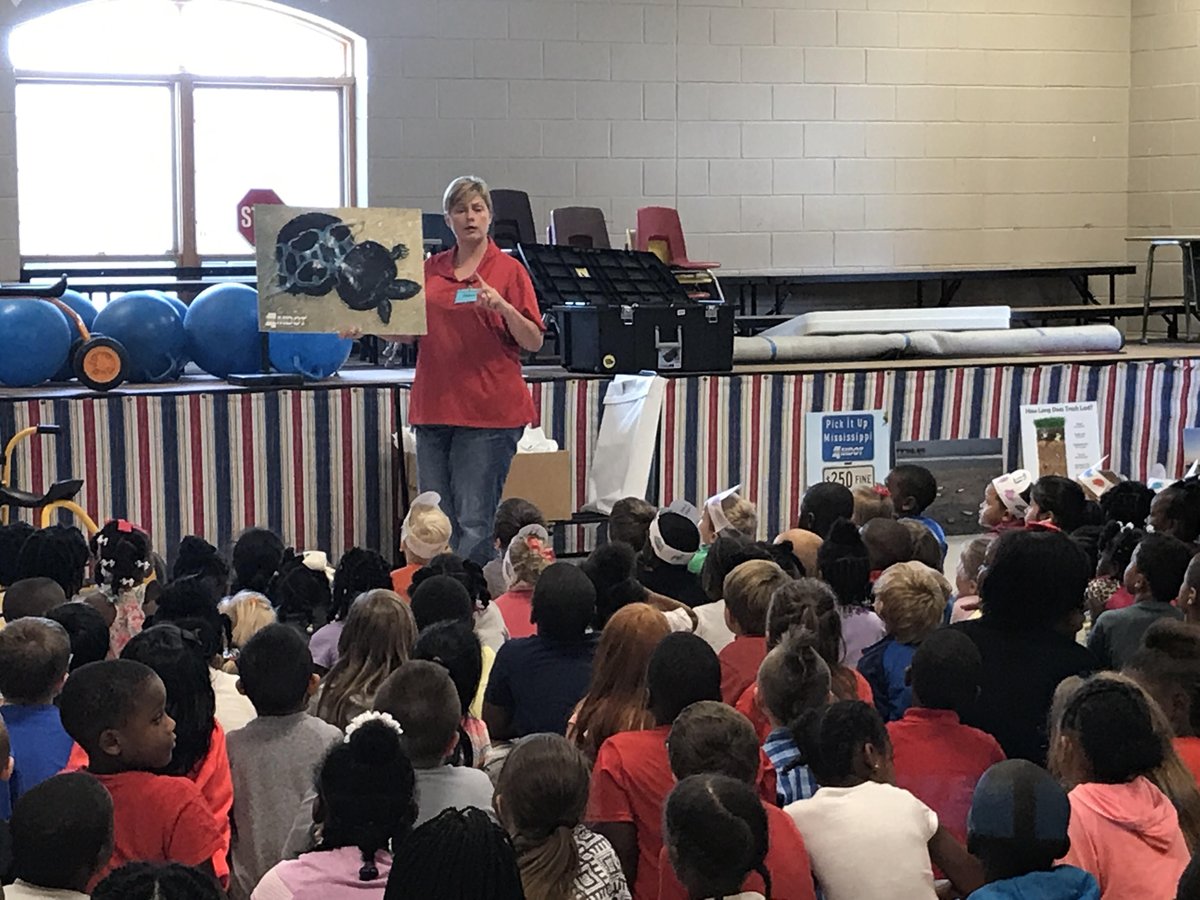 LeeCoSchools_MS's tweet photo. "Do not litter" lessons from @MississippiDOT's Myrtle the Turtle today at Shannon Primary School...

#GreatThingsLCS https://t.co/G8BQakmouK