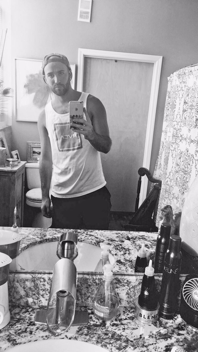 ALEXMASONXXX's tweet image. Happy Tuesday 😘😘😘