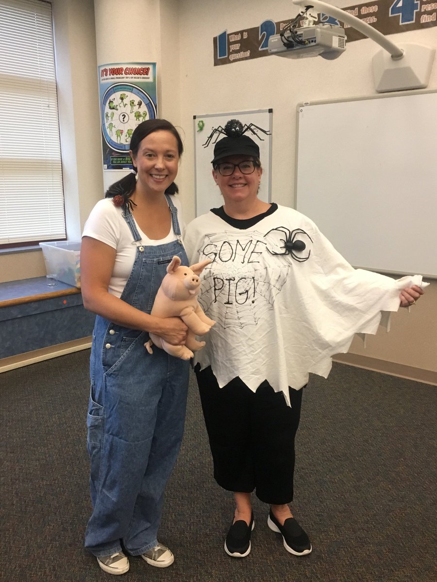Fern and Charlotte's Web! <a href="/nancyfschmitz/">Nancy Schmitz</a> @ShakeLeaves #whsspiritweek17