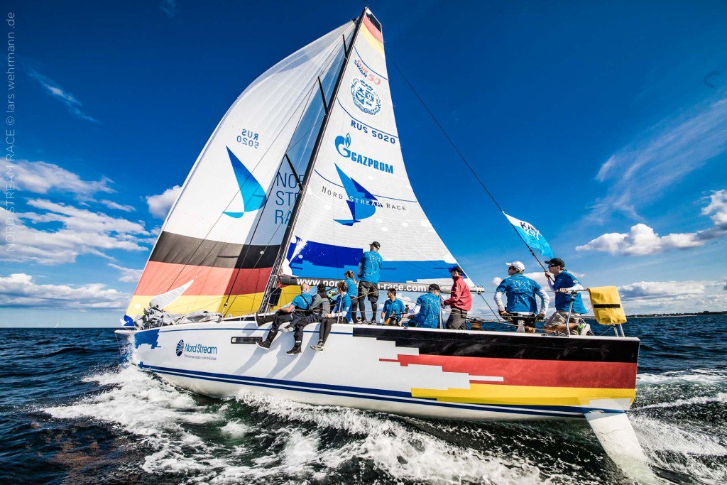Skippering zee Germans to success in the Baltic Sea hughbrayshaw.com/2017/09/19/ski…