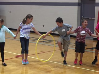 SCEKindnessClub's tweet photo. SCE @SCEKindnessClub  Team Building https://t.co/E8P4QAX41q