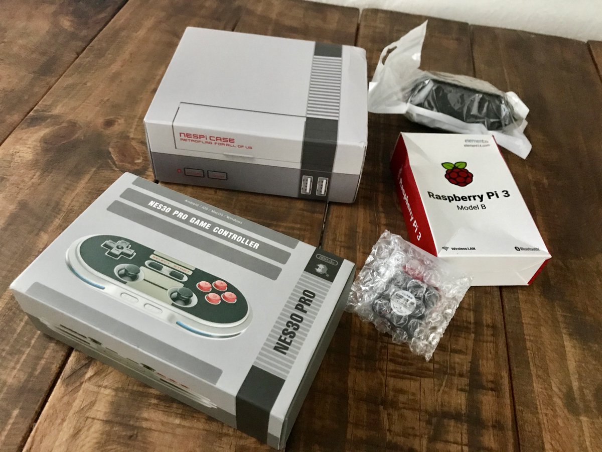 soysanshiro's tweet photo. No se imaginan lo que estoy haciendo
#retroflag #retropie #raspberry #8bitdo #nesmini #nes #emustation https://t.co/NQd4ied4zj